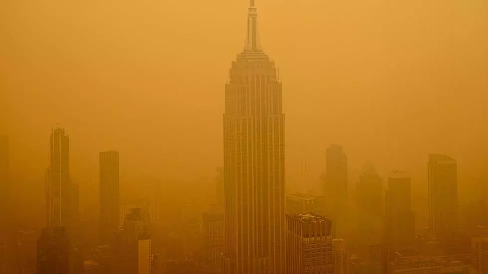 See Pics of New York Turning Apocalyptic Orange from Canada Fires