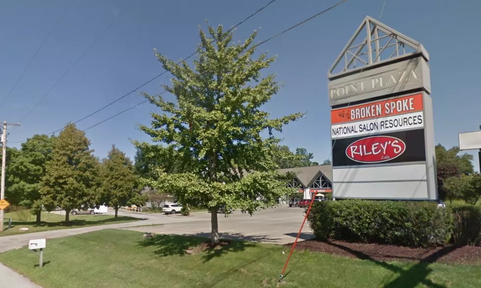 Former Riley’s Cafe & Broken Spoke Will Become a New Restaurant