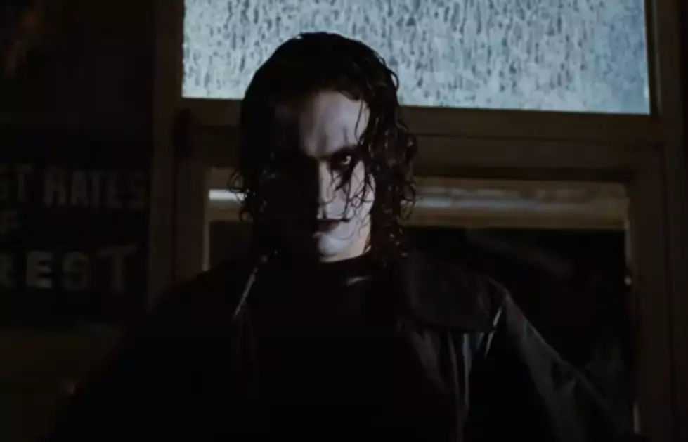 Alec Baldwin Shooting Reminds Many of Brandon Lee’s Death