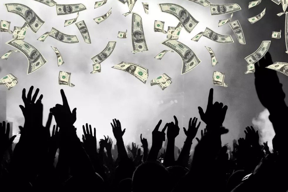 How Many of the 20 Highest-Grossing Tours Had Iowa Stops?