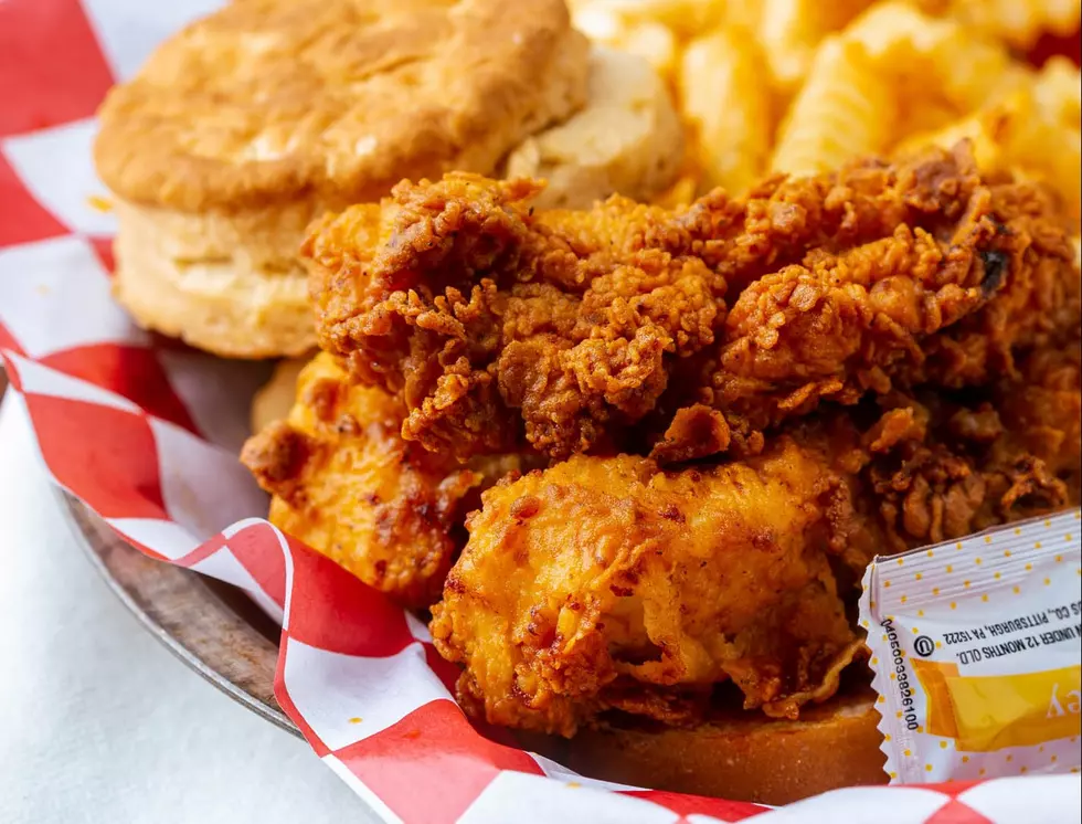 Discover the Restaurant Crowned the Fried Chicken Champ of Iowa