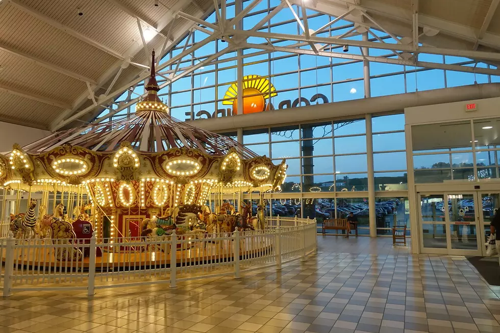 Coral Ridge Mall Has Free Activities for Families Once a Month
