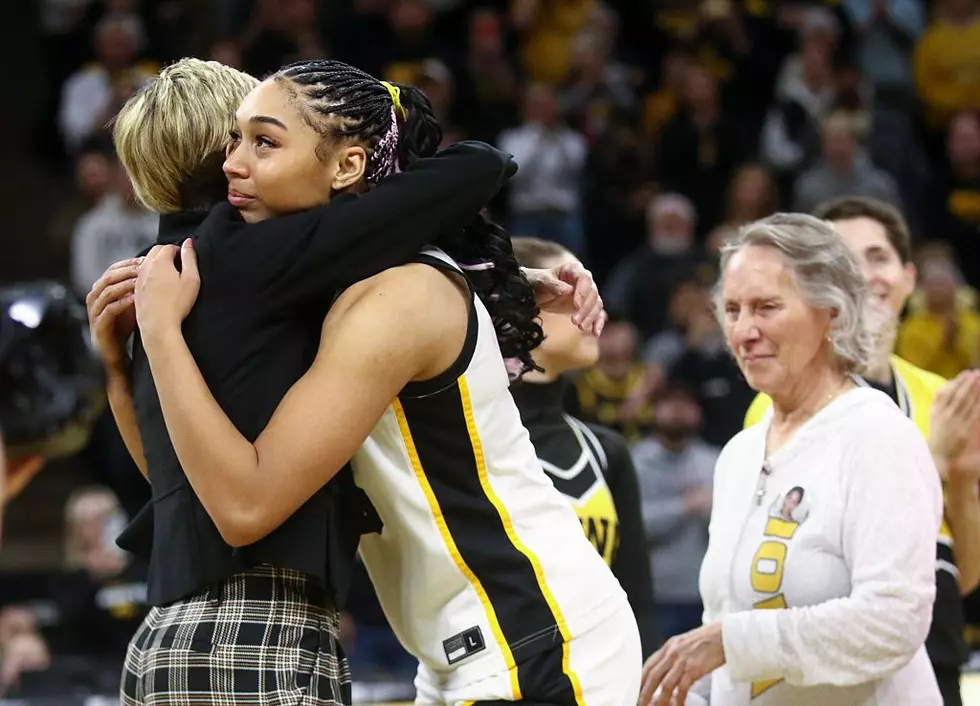 Tears and Cheers on Senior Day as Hawkeyes Top #6 Michigan