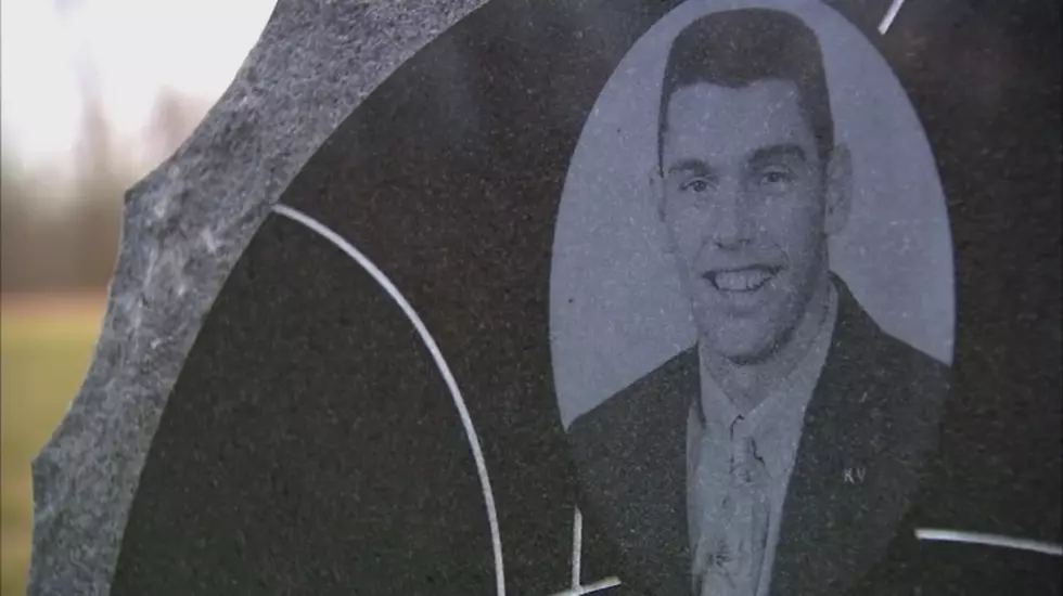 Remembering Iowa Basketball’s Chris Street 29 Years Later