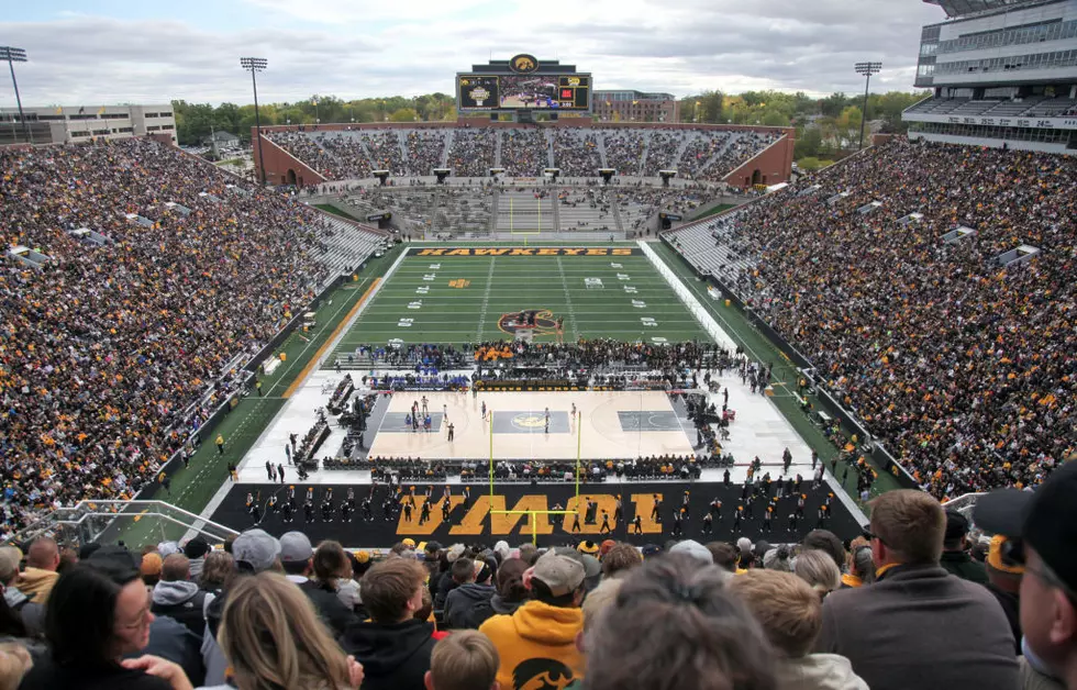 The Lady Hawkeyes Have More Wins at Kinnick Than Brock Purdy?!